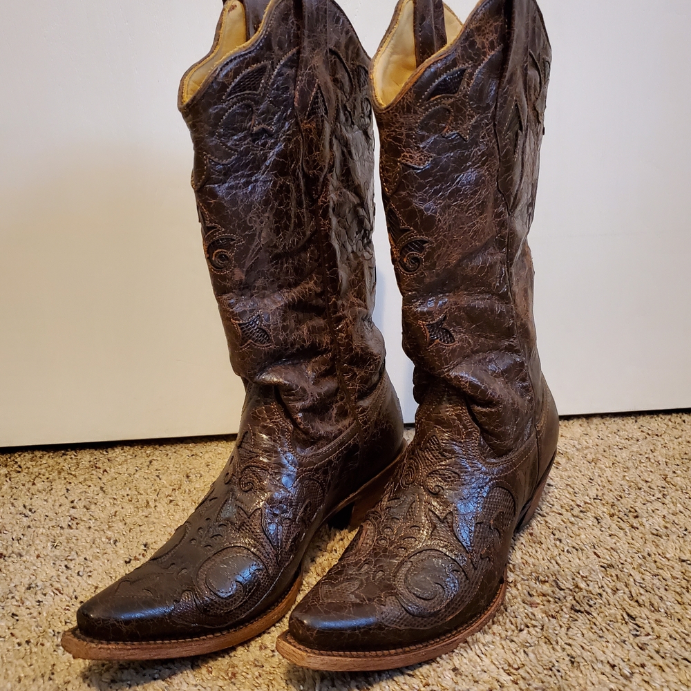 Corral Women's Vintage Distressed Leather Western Boots